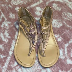 Dolce Mojo Moxy Size 9 tan sandal with bronze sequin